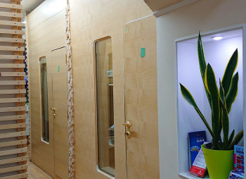 Capsule hostel AntiHostel Forrest in Lviv